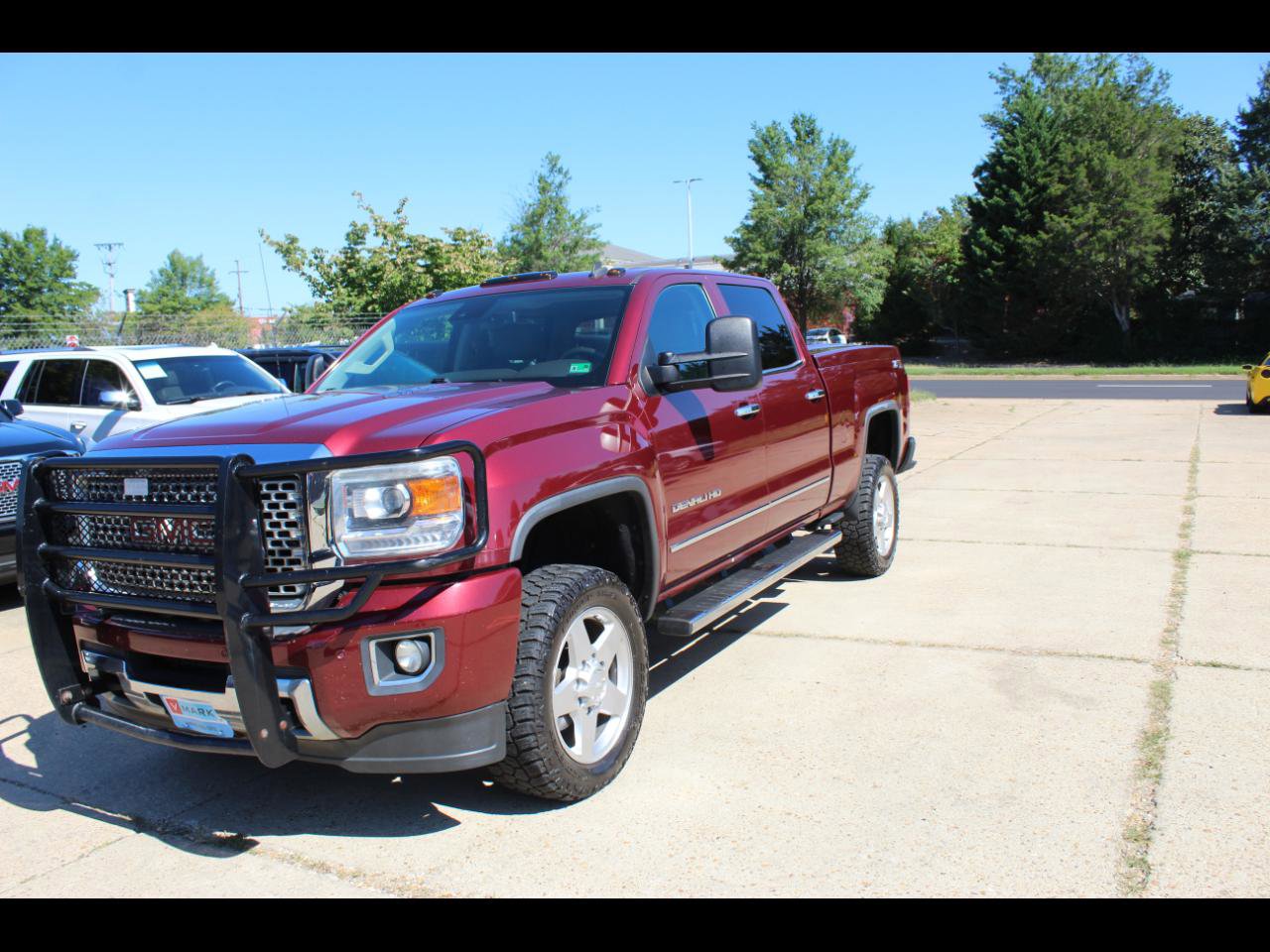 Used 2015 GMC Sierra 2500 Denali w/ Duramax Plus Package image 1