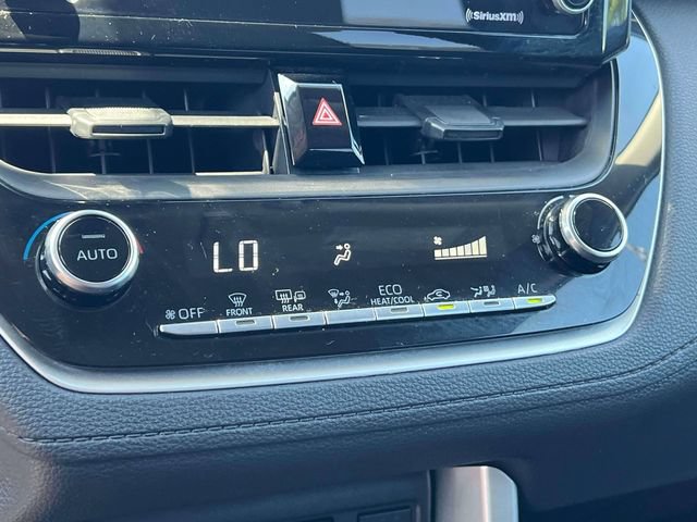Certified 2022 Toyota Corolla Cross LE AWD/4WD image 34