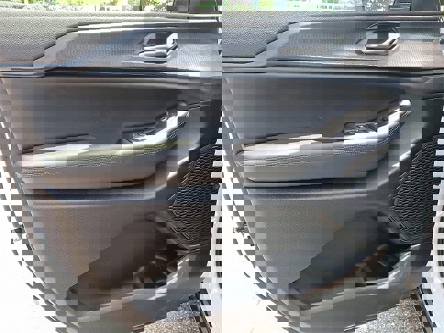 New 2025 Jeep Grand Cherokee L Laredo w/ Luxury Tech Group I image 8