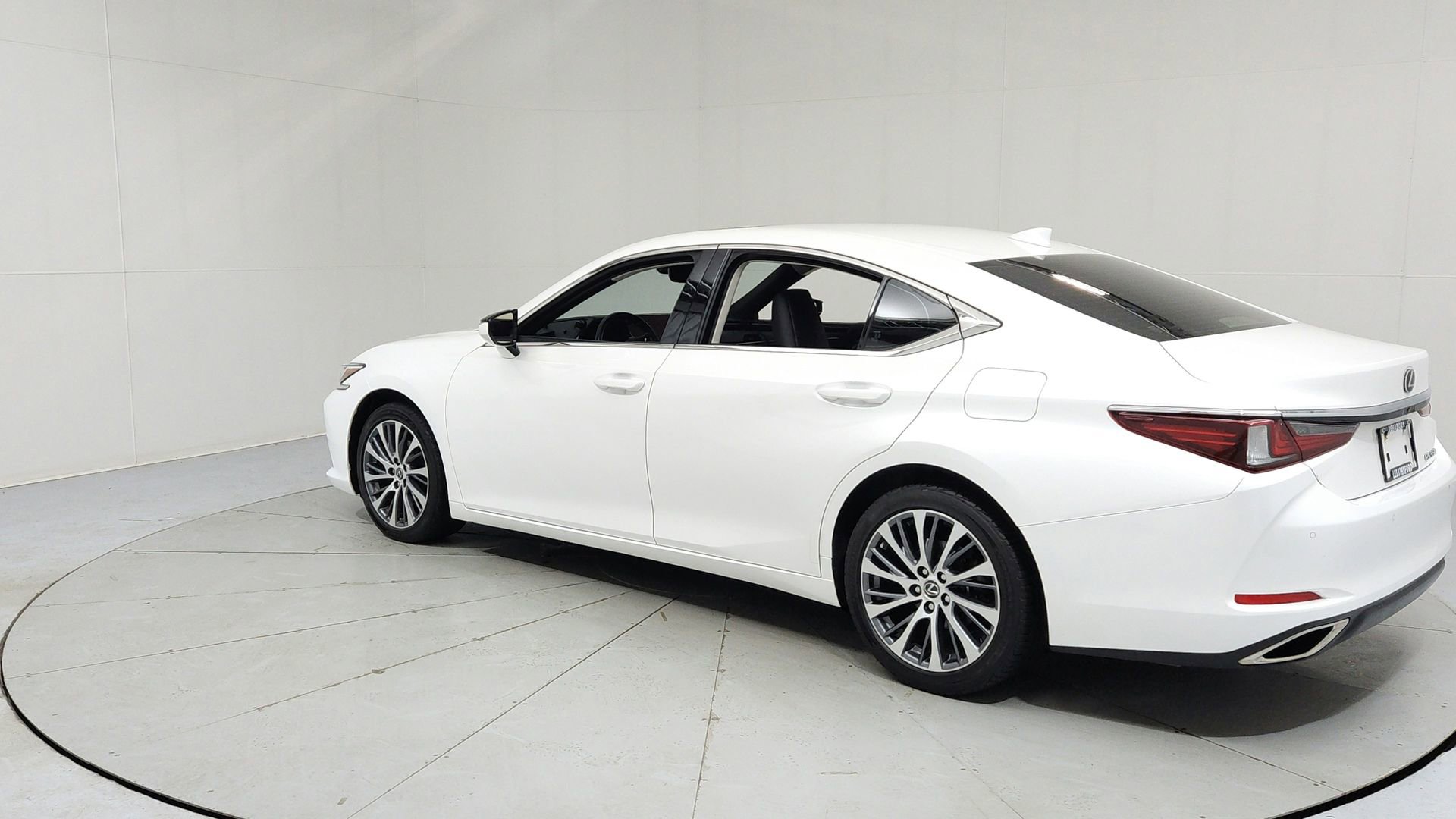 Used 2019 Lexus ES 350 w/ Premium Package image 3