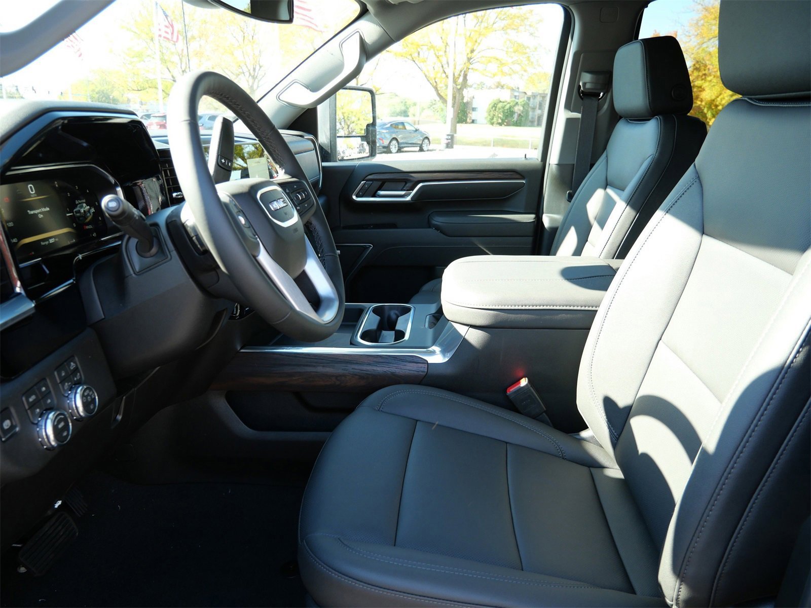 New 2026 GMC Sierra 2500 SLT w/ SLT Premium Package image 5