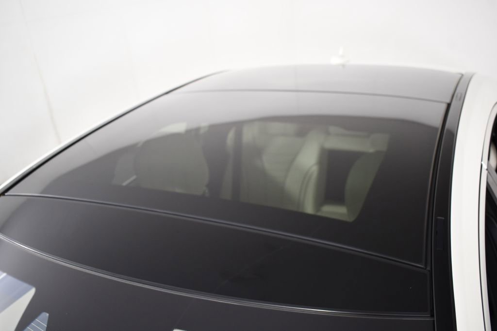 Used 2018 Mercedes-Benz S 560 Sedan image 48