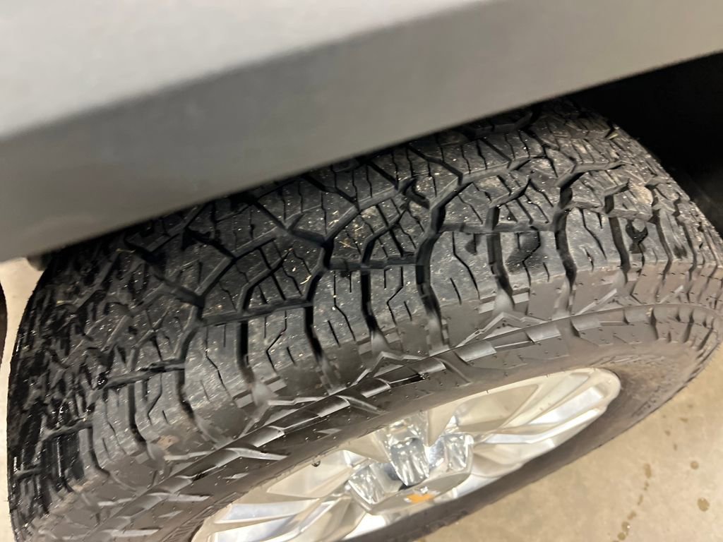 Used 2021 Chevrolet Silverado 3500 High Country w/ Z71 Off-Road Package image 16