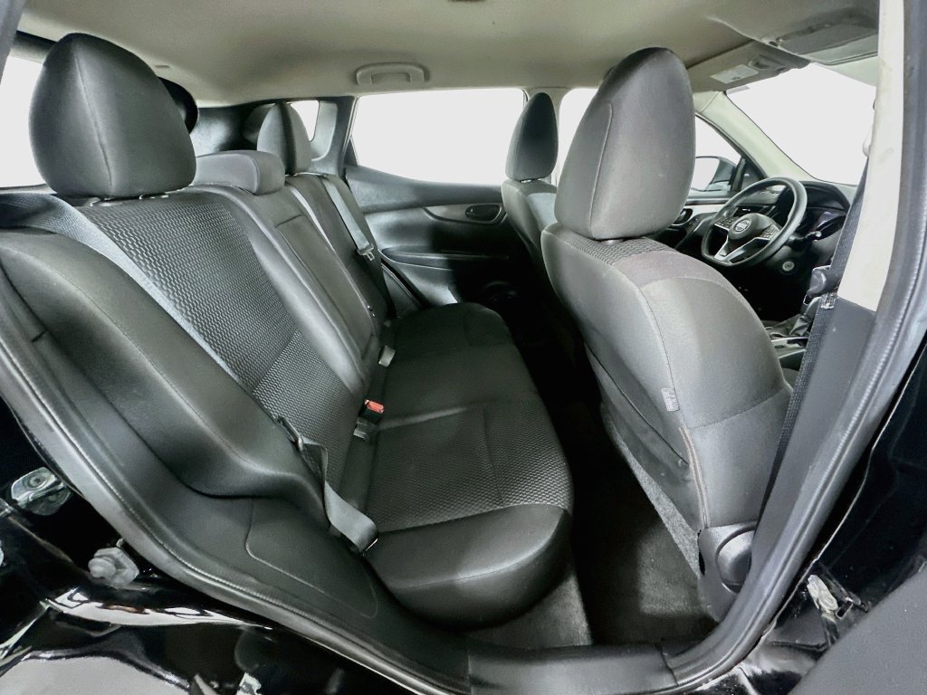 Used 2019 Nissan Rogue Sport S AWD/4WD image 7