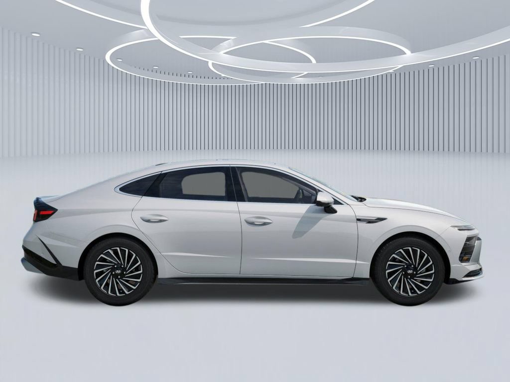 New 2026 Hyundai Sonata Limited FWD image 7
