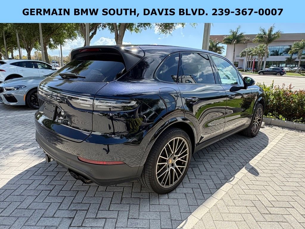 Used 2022 Porsche Cayenne S image 10
