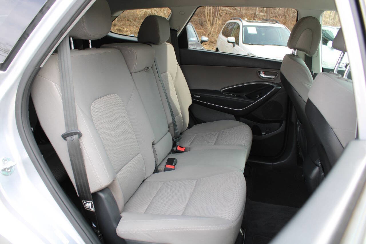 Used 2019 Hyundai Santa Fe XL SE AWD/4WD image 28