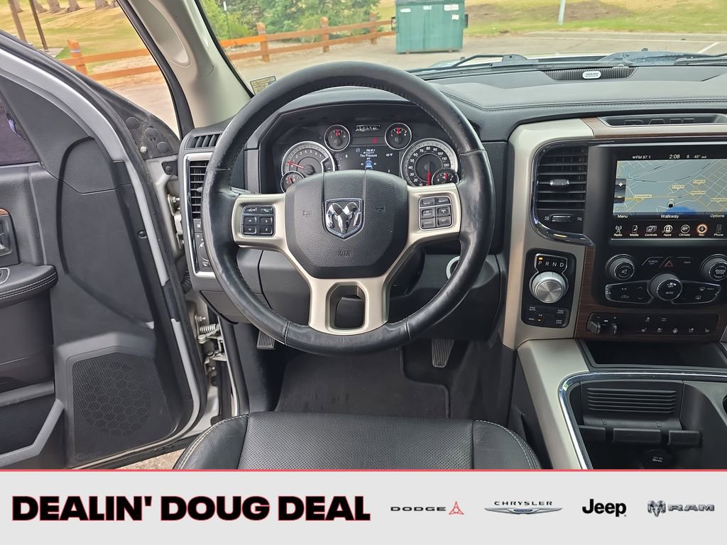 Used 2016 RAM 1500 Laramie w/ Convenience Group AWD/4WD image 14