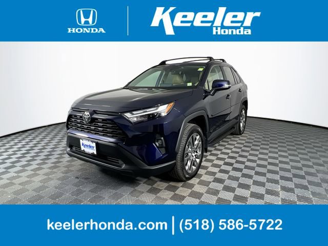Used 2025 Toyota RAV4 XLE Premium w/ Weather Package AWD/4WD image 1