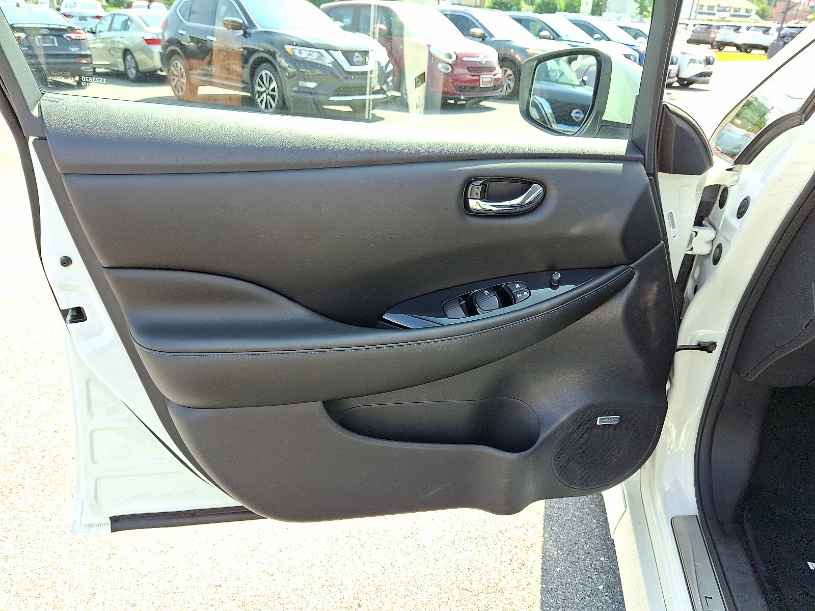 Certified 2022 Nissan Leaf SL Plus image 15