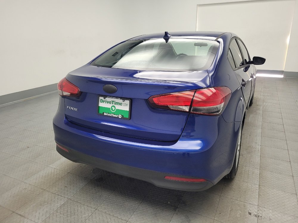 Used 2017 Kia Forte LX image 7