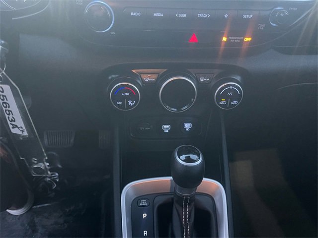 Used 2020 Hyundai Venue SEL image 15