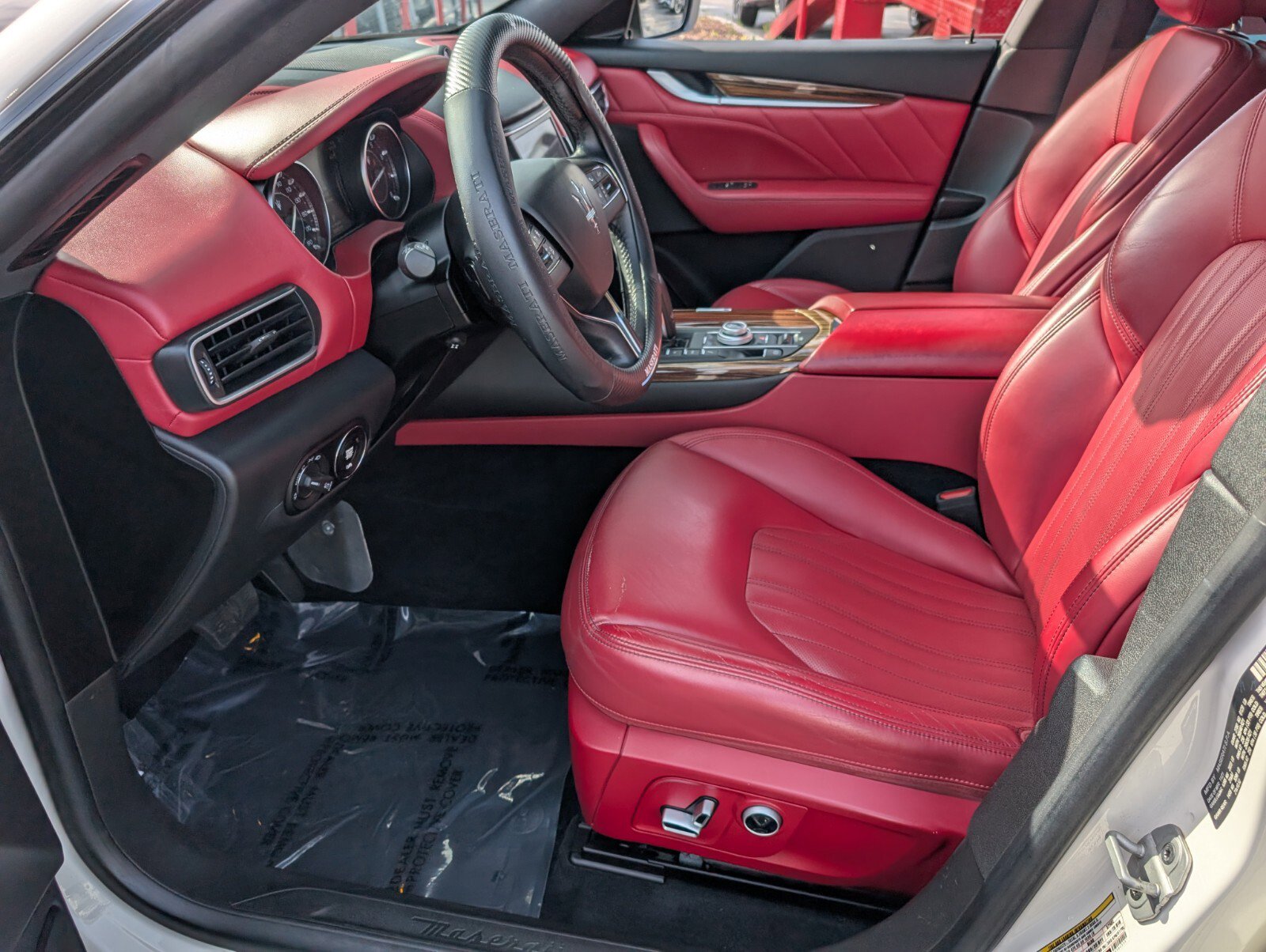 Used 2022 Maserati Levante Modena image 12