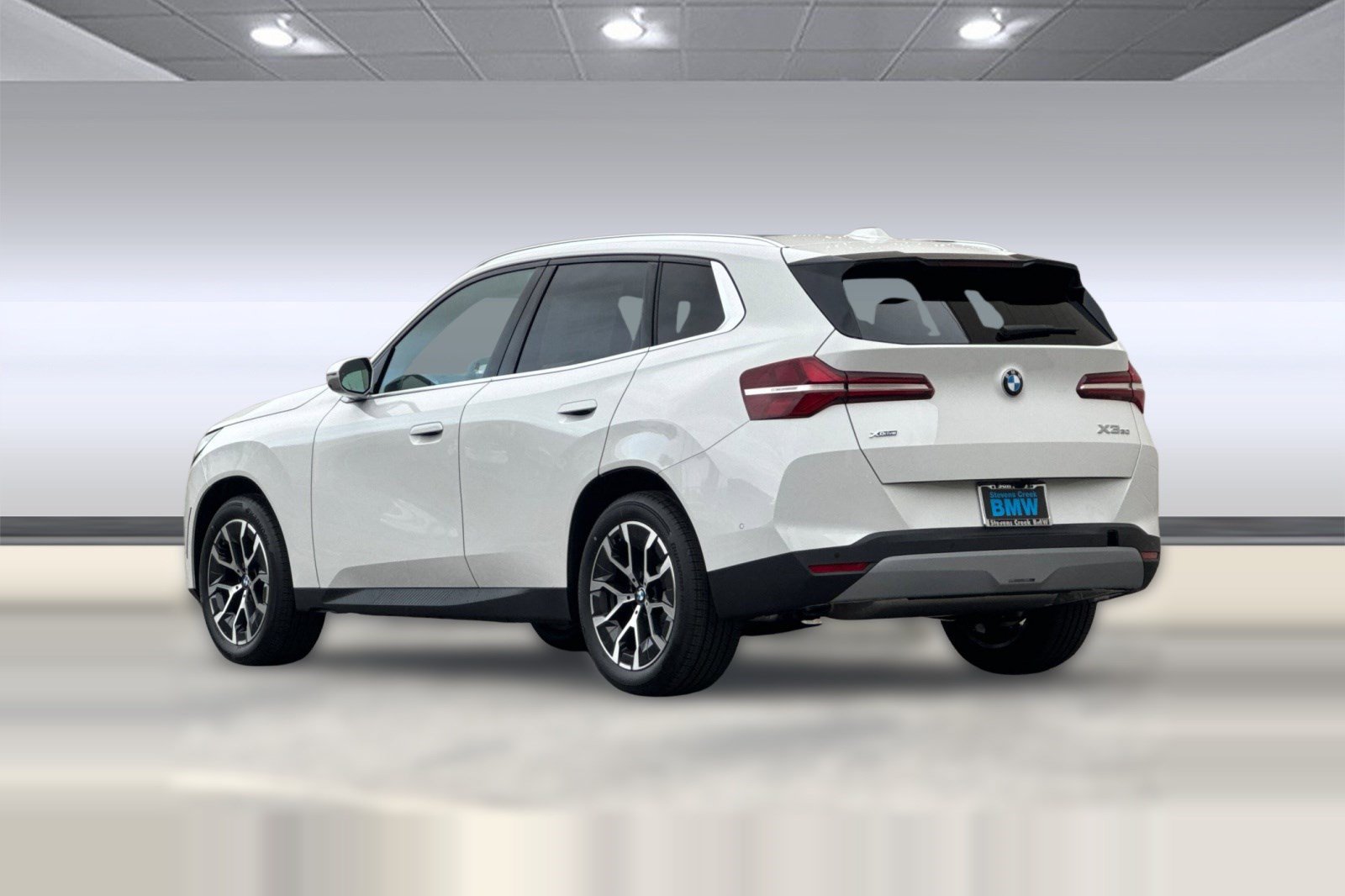 Used 2026 BMW X3 xDrive30i w/ Premium Package AWD/4WD image 3