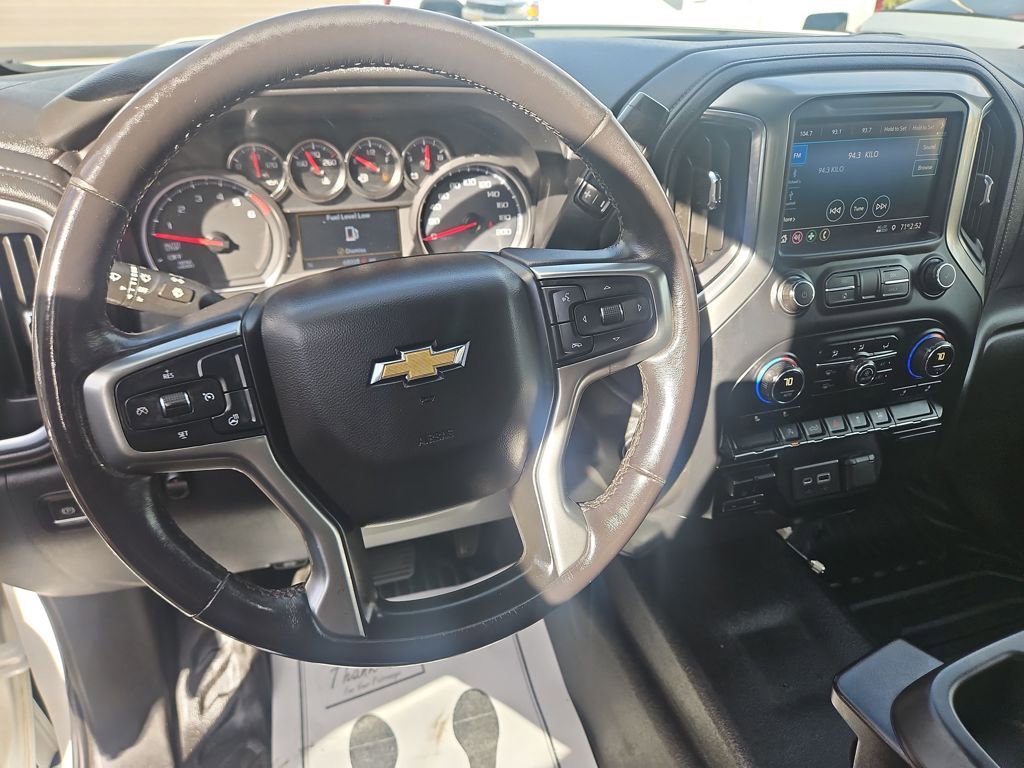 Used 2020 Chevrolet Silverado 1500 LT image 13