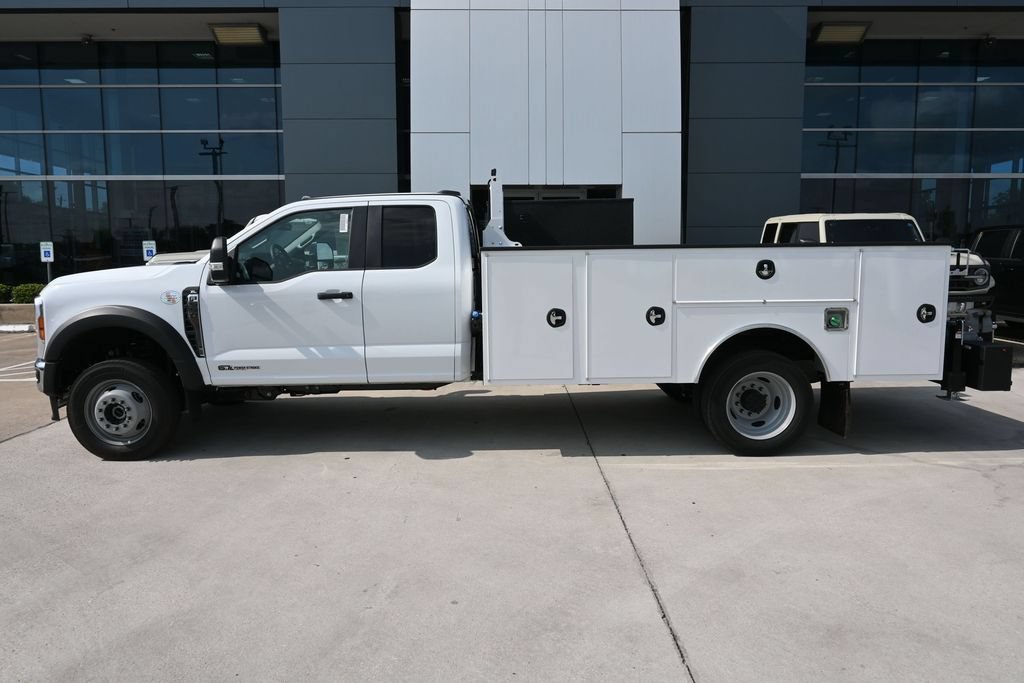 New 2026 Ford F550 4x4 Supercab Super Duty image 23