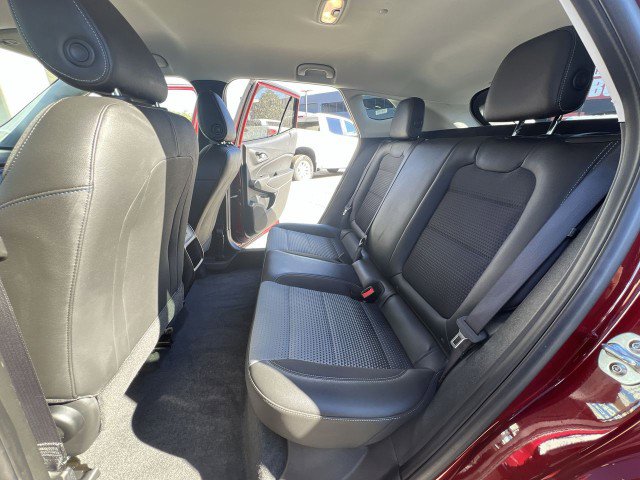 Used 2025 Chevrolet Trax LT w/ LT Convenience Package image 24