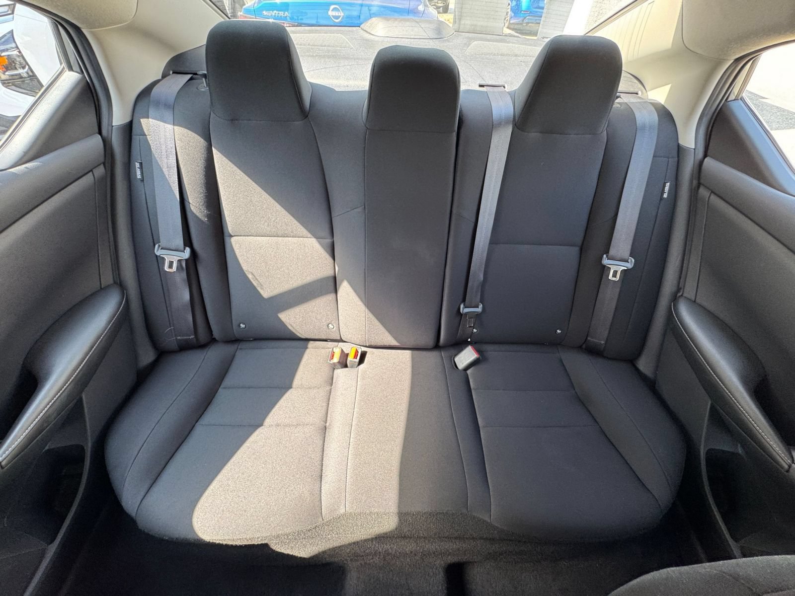 Used 2025 Nissan Sentra S FWD image 31