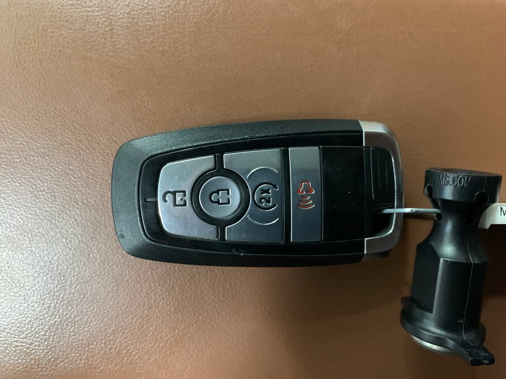 Used 2024 Ford Maverick Lariat w/ FX4 Off-Road Package AWD/4WD image 18