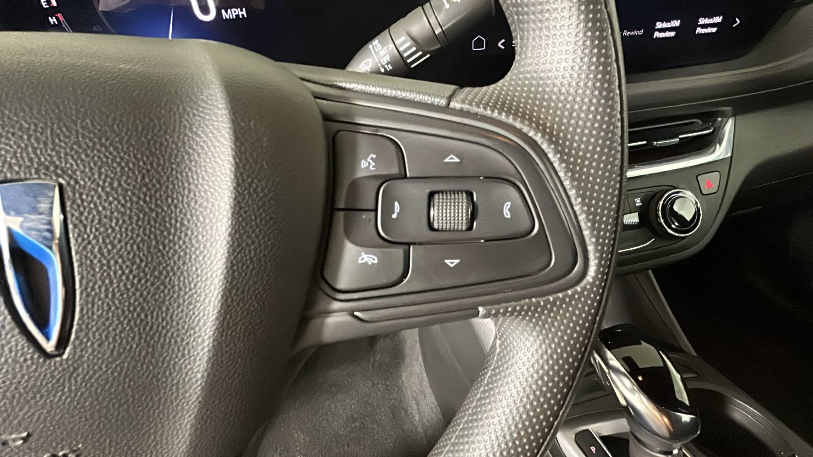 Used 2025 Buick Envista Sport Touring FWD image 19