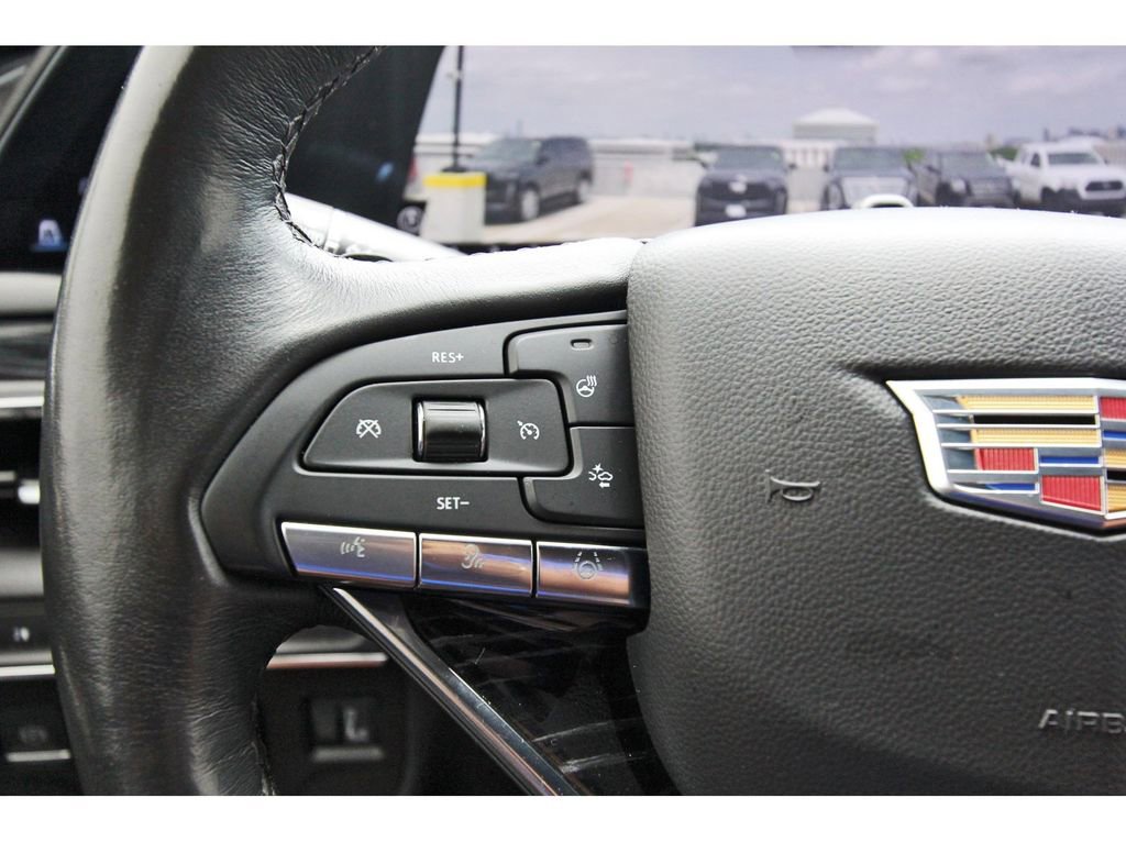 Used 2023 Cadillac Escalade ESV Sport AWD/4WD image 16