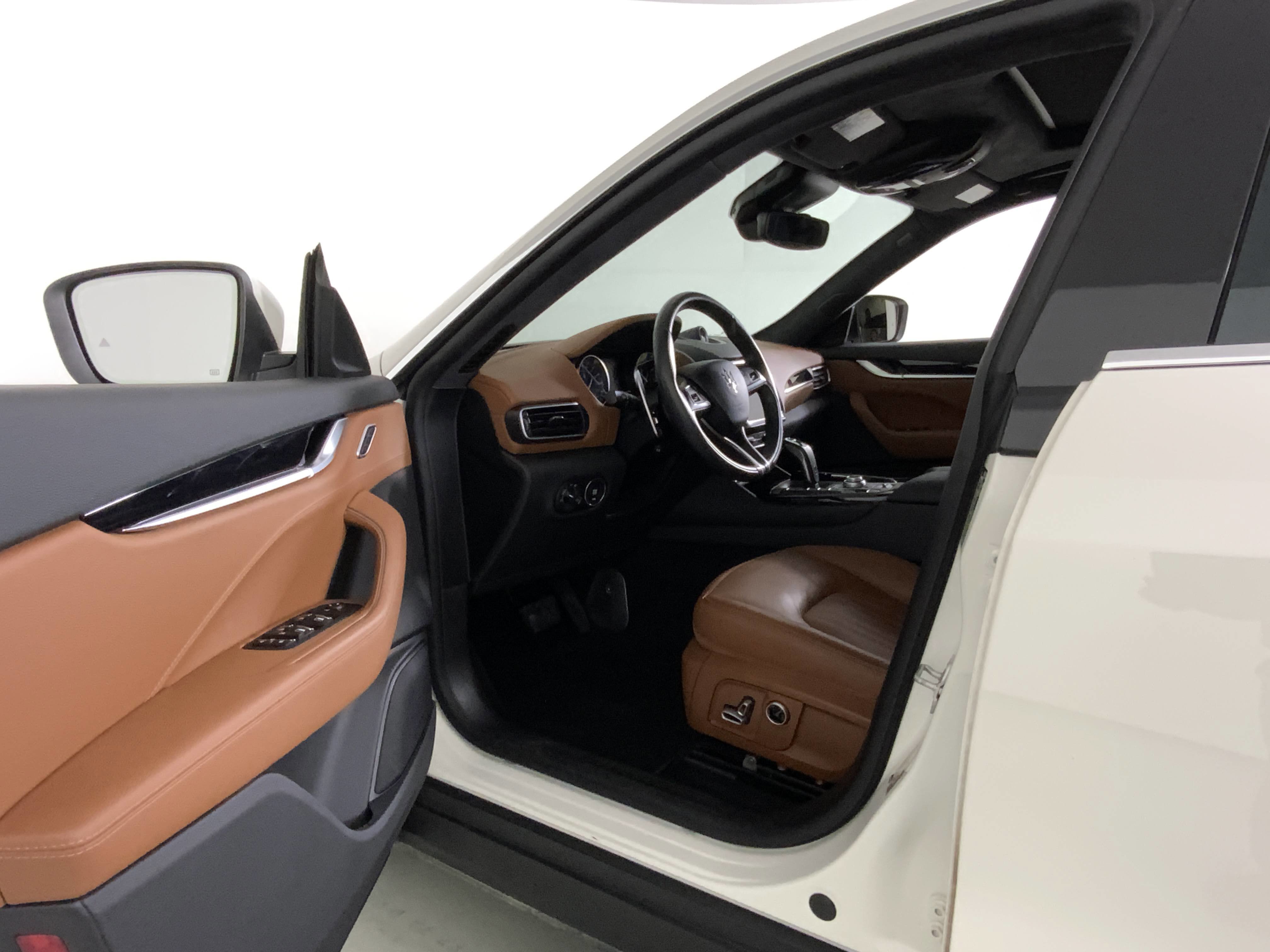 Certified 2022 Maserati Levante GT image 20