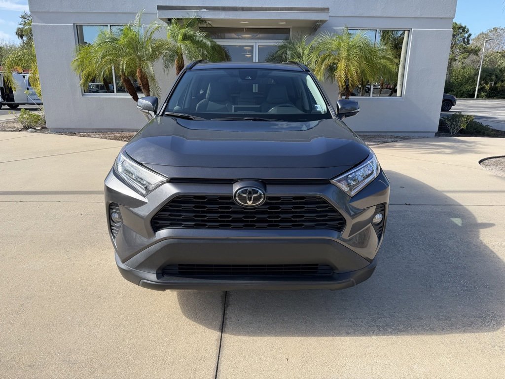 Used 2021 Toyota RAV4 XLE Premium image 9