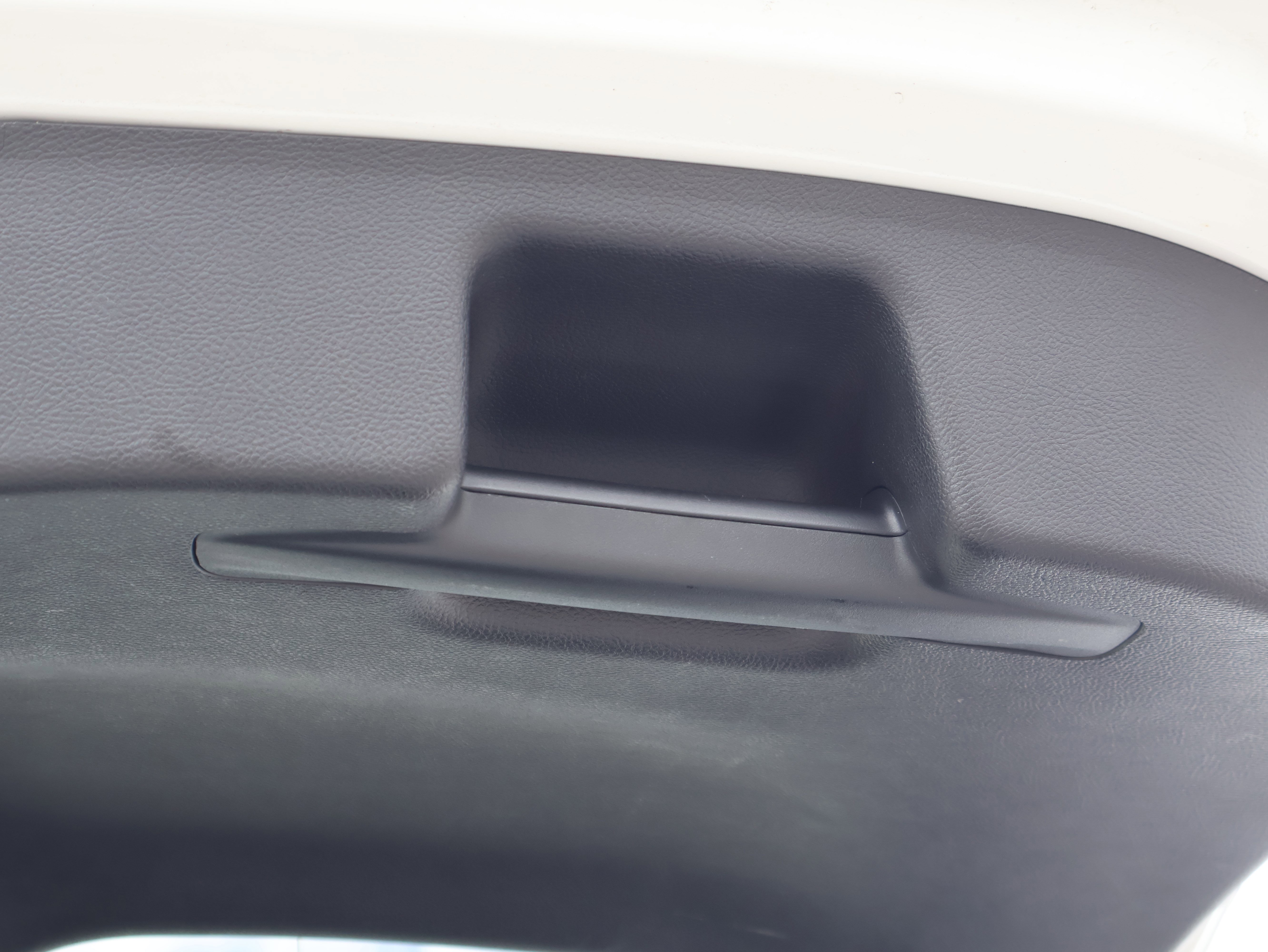 Used 2023 Ford Edge SEL image 21