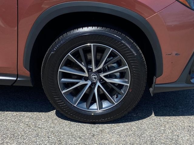 Used 2025 Lexus NX 350 AWD w/ Accessory Package (2T) image 9