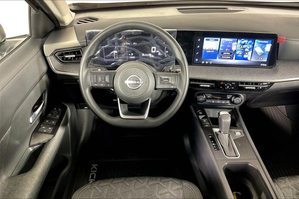 New 2026 Nissan Kicks SV w/ SV Premium Package image 28