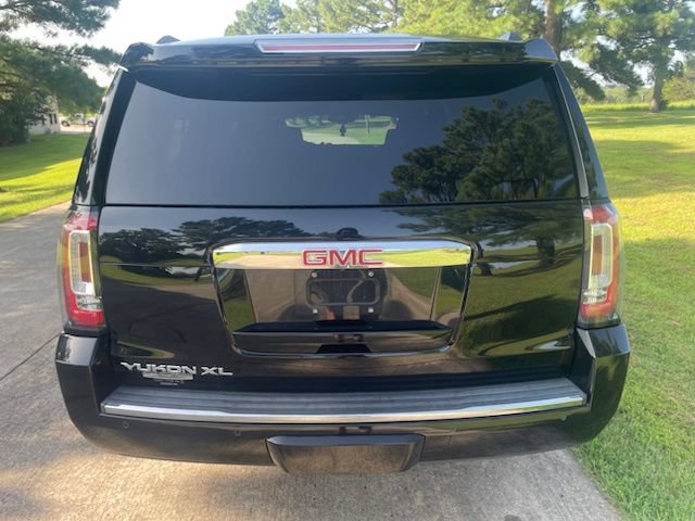Used 2019 GMC Yukon XL Denali RWD image 8