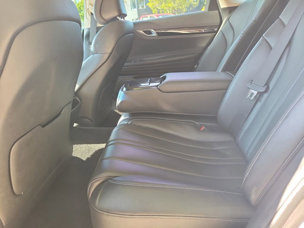 Used 2021 Genesis G80 2.5T image 17