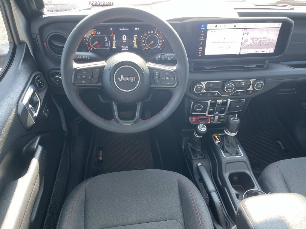 Used 2024 Jeep Wrangler Unlimited Rubicon AWD/4WD image 14