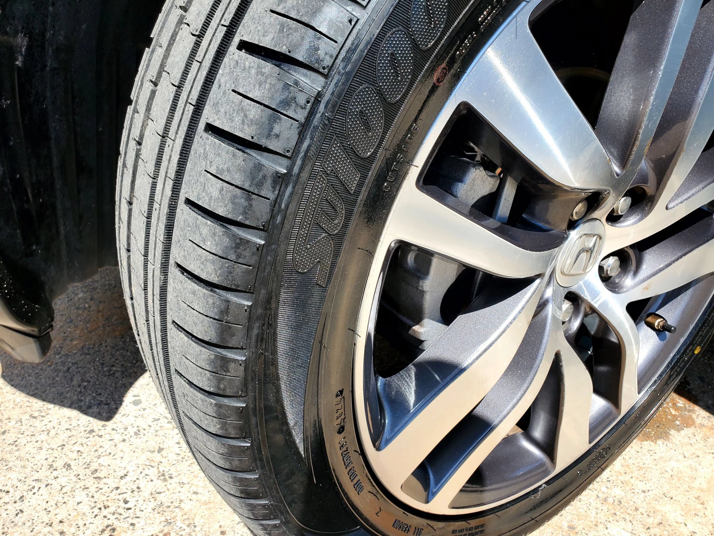 Used 2016 Honda Pilot Touring image 59