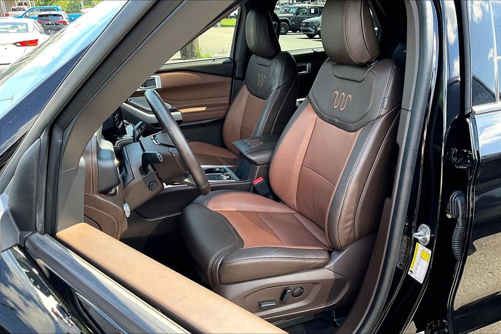 Used 2022 Ford Explorer King Ranch w/ Technology Package AWD/4WD image 23