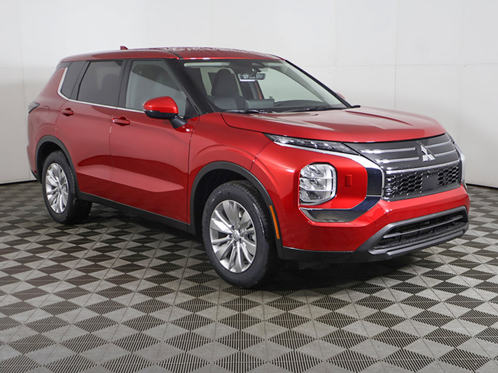 New 2026 Mitsubishi Outlander ES AWD/4WD image 2
