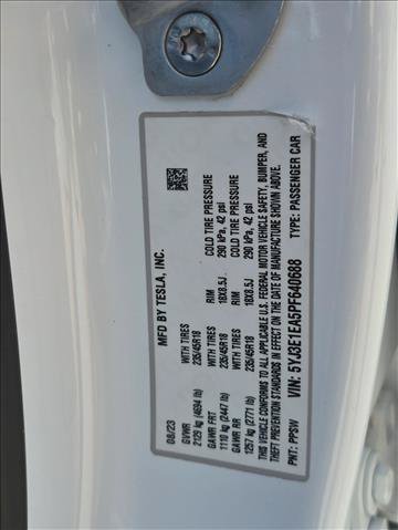Used 2023 Tesla Model 3 Standard Range RWD image 23
