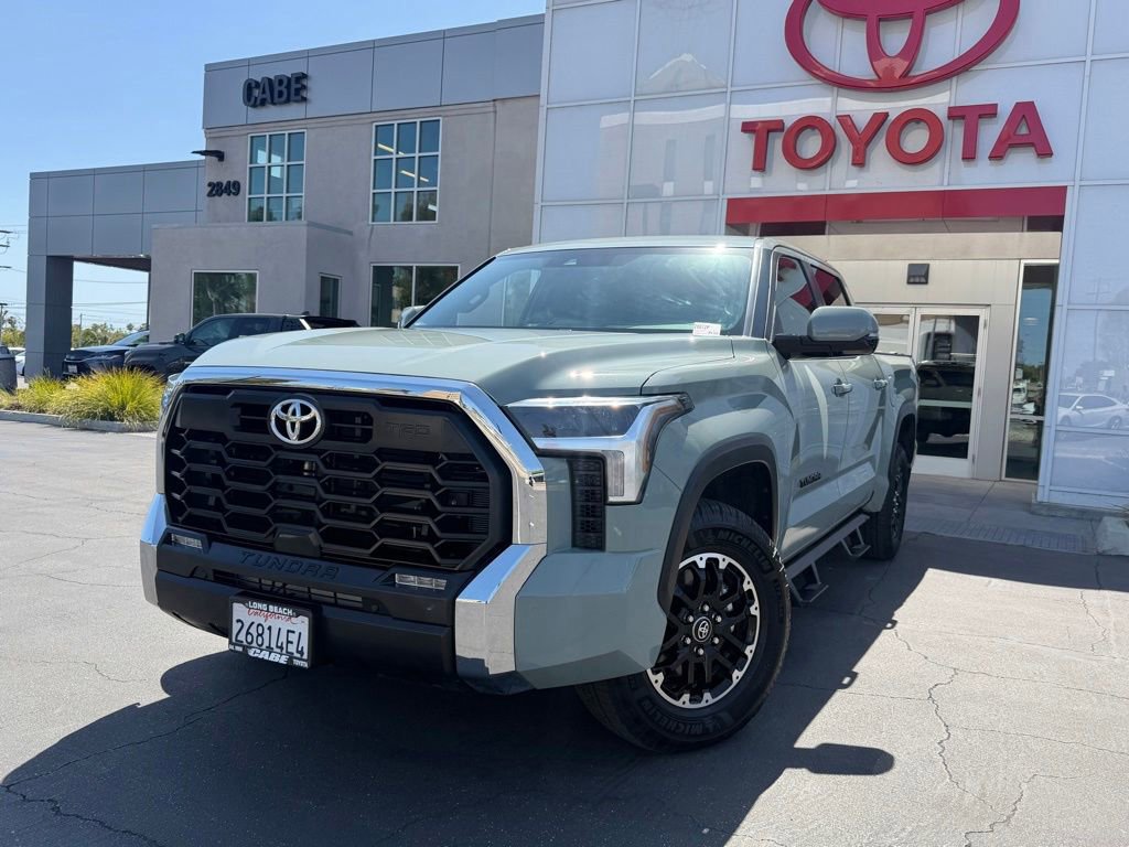 Used 2025 Toyota Tundra SR5 w/ TRD Off-Road Package AWD/4WD image 5
