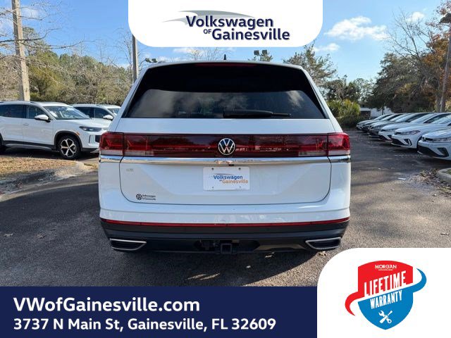 Used 2025 Volkswagen Atlas SE image 5