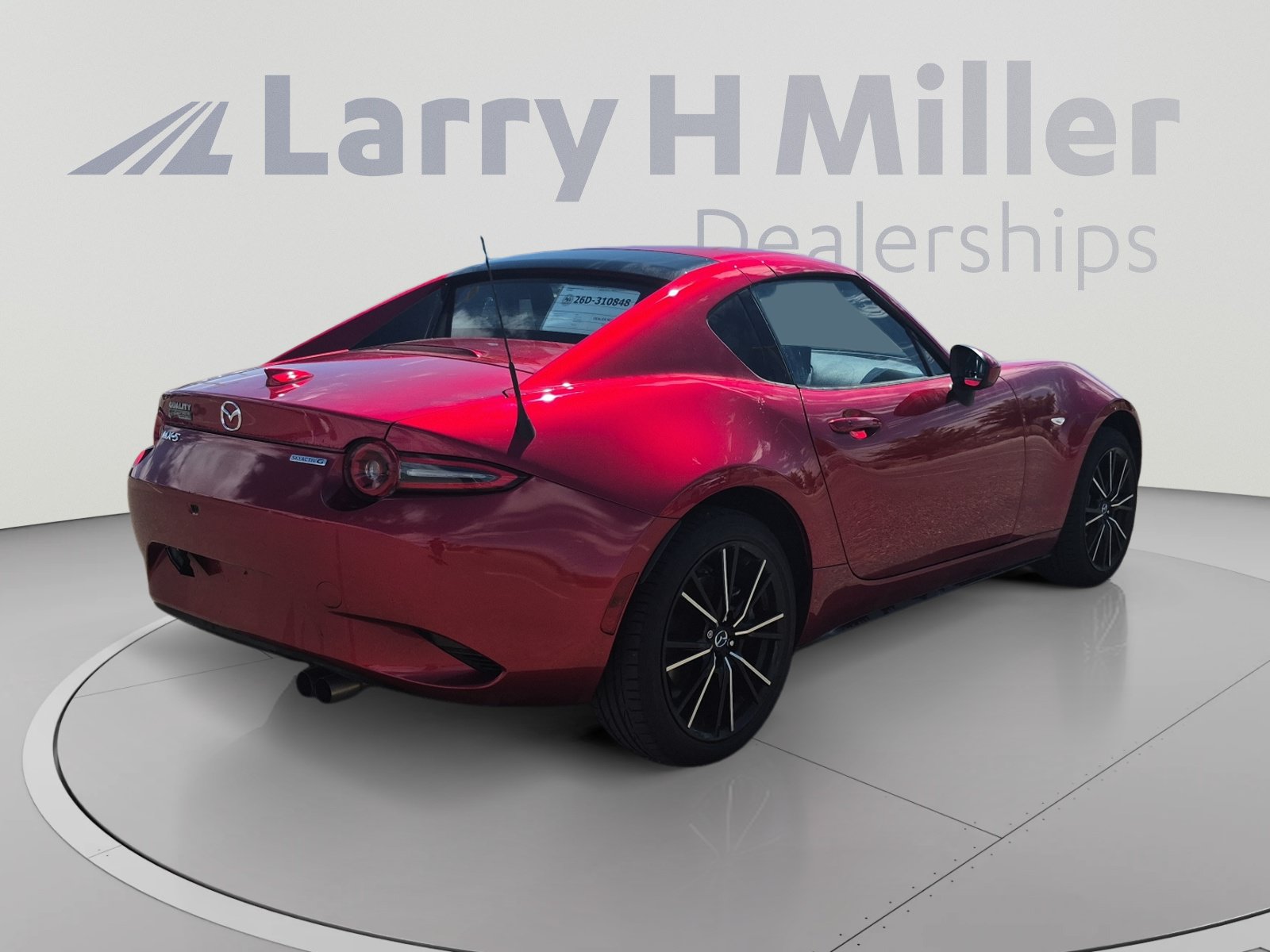 Used 2024 MAZDA MX-5 Miata RF Grand Touring w/ Weather Package RWD image 5