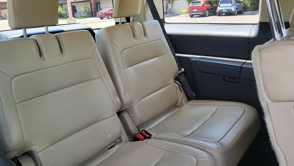 Used 2014 Ford Flex Limited w/ Equipment Group 303A AWD/4WD image 24