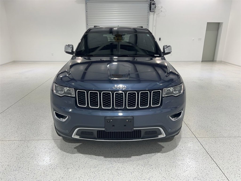 Used 2020 Jeep Grand Cherokee Limited w/ Luxury Group II image 3