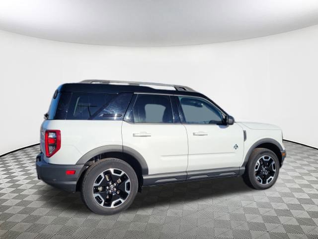 Used 2022 Ford Bronco Sport Outer Banks w/ Tech Package image 8