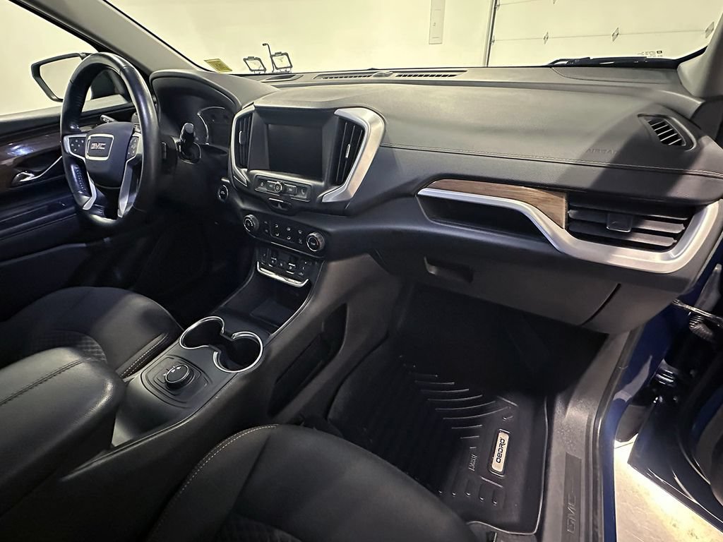 Used 2020 GMC Terrain SLE FWD image 27