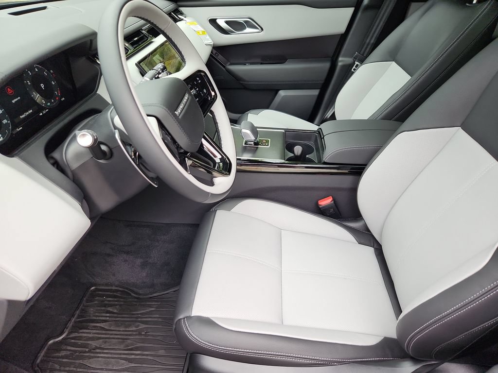 New 2026 Land Rover Range Rover Velar Belgravia AWD/4WD image 23