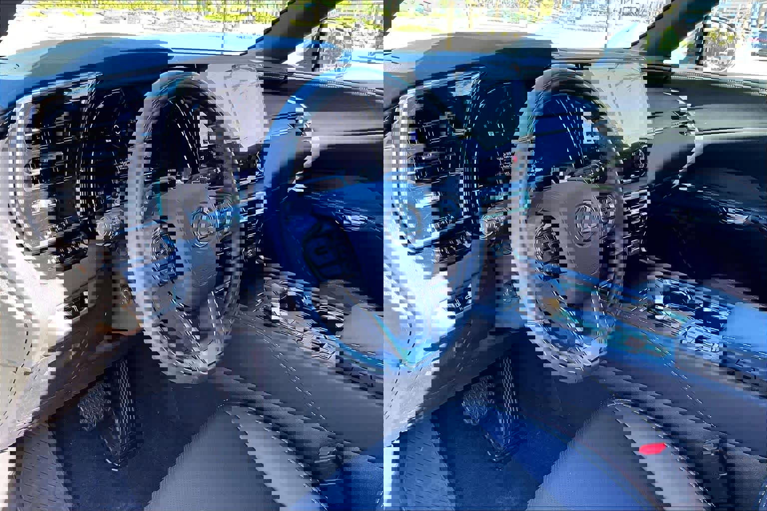 Used 2025 Lexus RX 350 Premium w/ Convenience Package image 16