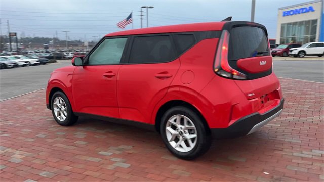 Used 2024 Kia Soul LX w/ Option Group 015 image 8