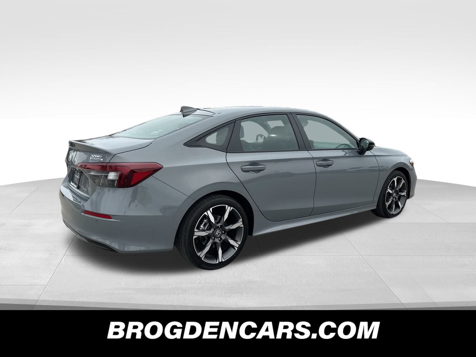 Used 2025 Honda Civic Sport image 3