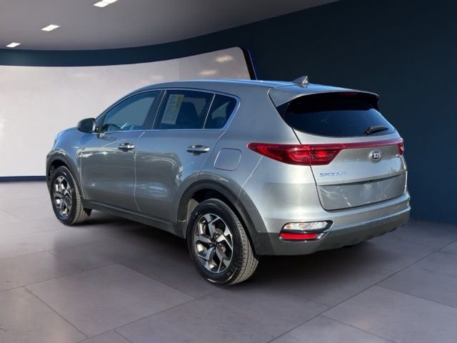 Used 2020 Kia Sportage LX image 3