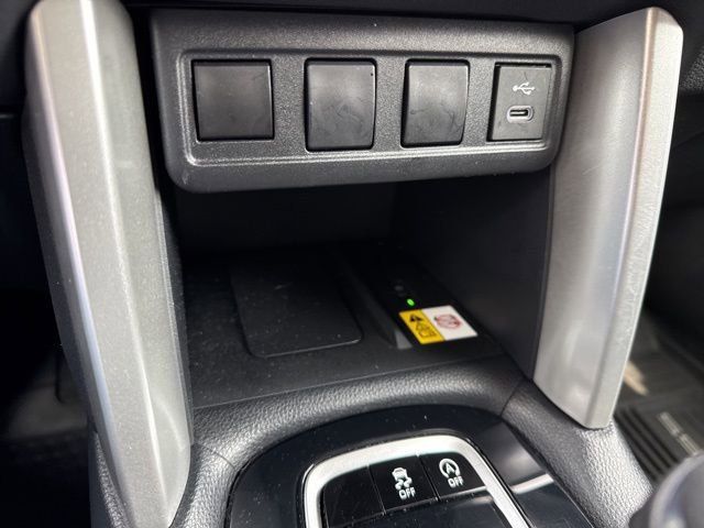 Used 2023 Toyota Corolla Cross LE image 10